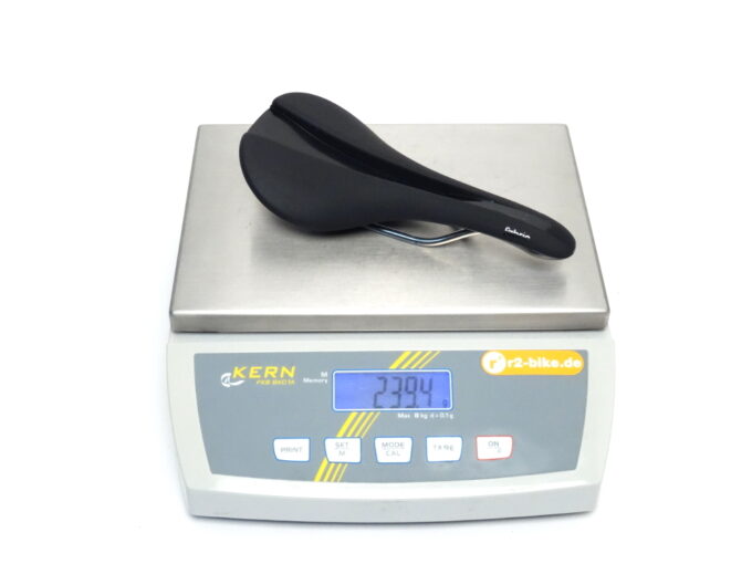 Discount FABRIC Saddle Line Race Shallow Titanium 142 mm black