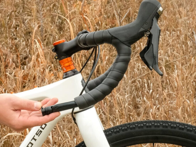 Best Guaranteed WOLFTOOTH EnCase System Handlebar Sleeves with Barend Plugs | Pair