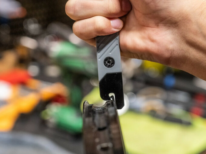 Free Delivery WOLFTOOTH Multi Tool 8-Bit Tire Lever + Rim Dent Remover