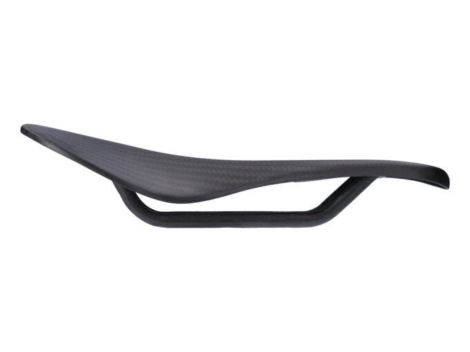Quick Delivery GELU Saddle E-1 Carbon | 3K matte
