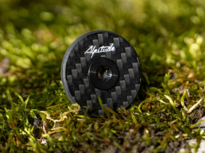 Outlet ALPITUDE Ahead Cap Manghen Carbon Top Cap