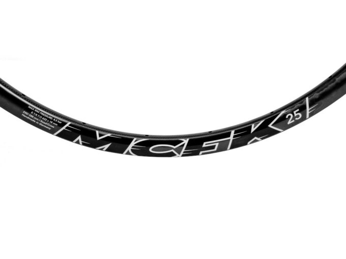 Shoping MCFK Rim 28″ Gravel Disc Clincher 25 mm | 24 mm Inner Width Carbon UD-Look | matte / Decals white