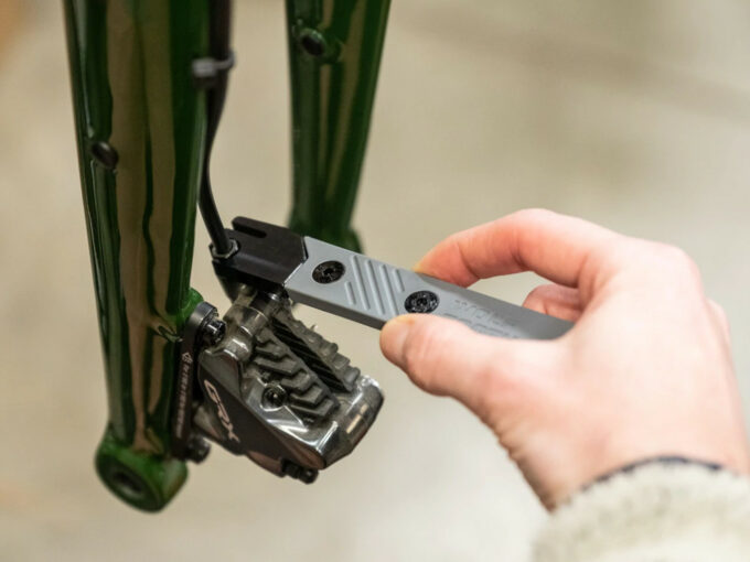 Latest WOLFTOOTH Multi Tool 8-Bit Kit Two